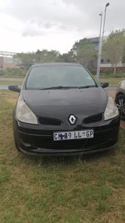 Renault Clio 2008.   R30 000