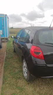 Renault Clio 2008.   R30 000