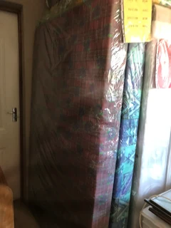 Single foam mattresses