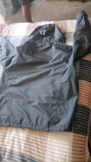 Gill hooded light jacket