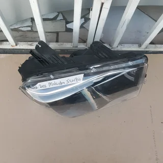 2018‐2023 Mahindra scorpion headlight available for sale