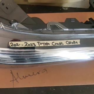 2021‐2023 Toyota COROLLA cross headlight available for sale
