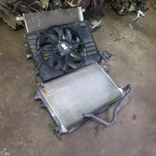 Fan and condenser for polo 8 available for sale