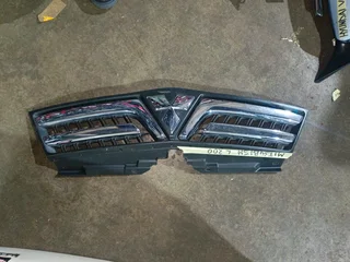 Mitsubishi L200 grill available for sale