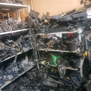 Engine parts, suspension, axle and other things for Hyundai Tucson, kia sportage Toyota and others