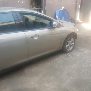 Ford focus available for stripping
