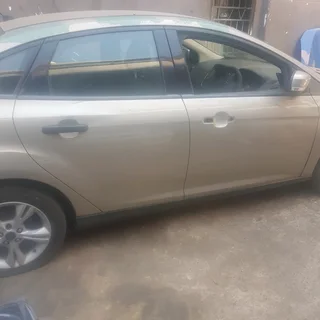 Ford focus available for stripping