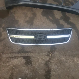 Hyundai H1 grill available for sale