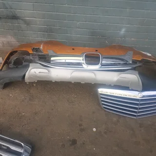 Mercedes Benz E class E350 front BUMPER available for sale