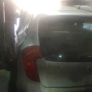 Kia picanto 2013 model available for stripping