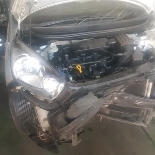 Kia picanto 2013 model available for stripping