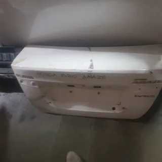 Honda amaze back boot available for sale