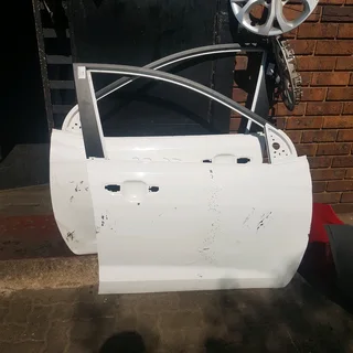 Doors for i10 available for sale