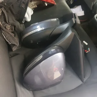 COROLLA cross 2025 side mirror available for sale