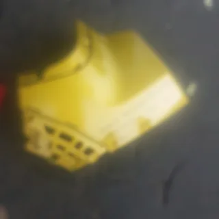 Back Bumper Pieces Mahindra Suv 3xo Right Side Available For Sale