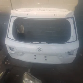 Suzuki vitara brezza tailgate available for sale