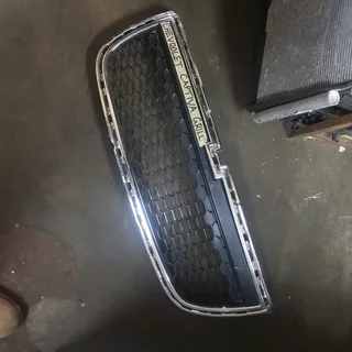 Chevrolet captiva front grill available for sale