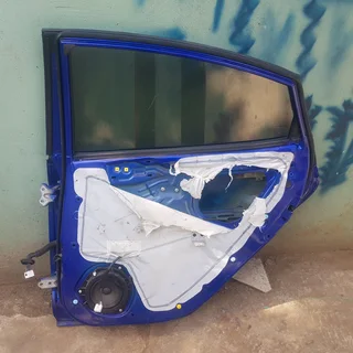 Hyundai Accent back doors right and left available for sale