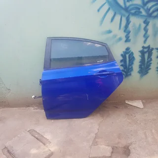 Hyundai Accent back doors right and left available for sale