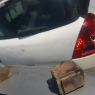 Suzuki swift available for stripping