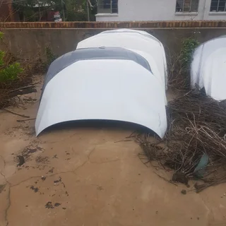 Bonnet available to sale for all cars