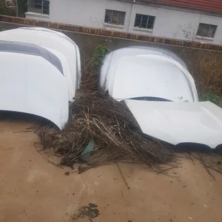 Bonnet available to sale for all cars