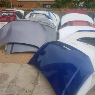 Bonnet available to sale for all cars