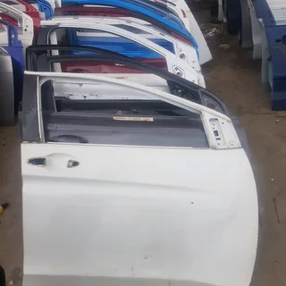 Doors available to sale for all cars