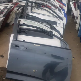 Doors available to sale for all cars