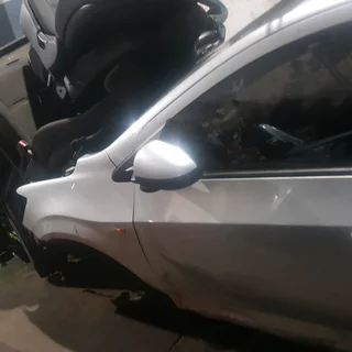 i30 available for stripping