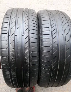 Two 255/60/18 continental normal tyers 80%