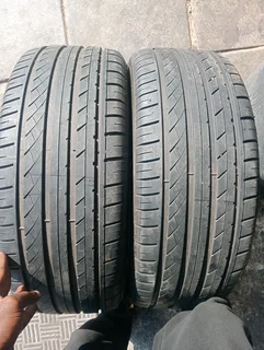 Two 225/40/19 hifly normal tyers 90%