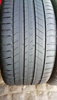 Set of 295/35/21 Michelin latitude sport 80%
