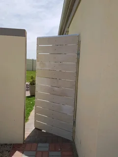 Nutec Gates And Fencing