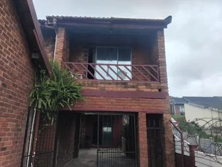 Flat - Ad posted by Errol Reddy