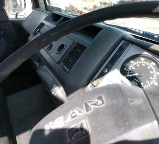 MAN M2000 LE 18 220B 9TON ROLLBACK FOR SALE.