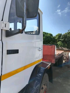 1 OWNER MERC 1617 ECONOLINER 9TON ROLLBACK FOR SALE.