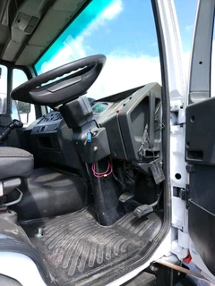 1 OWNER MERC 1617 ECONOLINER 9TON ROLLBACK FOR SALE.