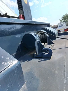 1 OWNER MERC 1617 ECONOLINER 9TON ROLLBACK FOR SALE.