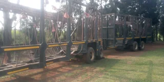 SUGAR CANE LINK SPILLER TRAILERS FOR SALE.