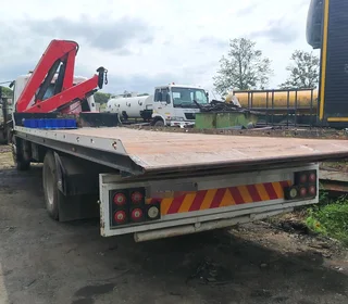 FUSO 15-253 ROLLBACK CRANE TRUCK FOR SALE.