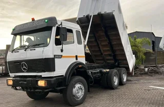 MERCEDES 2633 10M TIPPER TRUCK FOR SALE.FULLY REFURBISHED