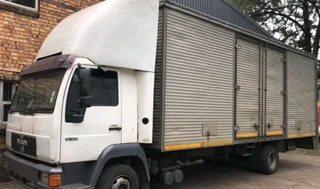 MAN 12-1633 PANTECH TAIL LIFT TRUCK FOR SALE.