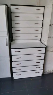 Chest drawers