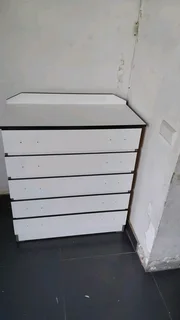 Chest drawers
