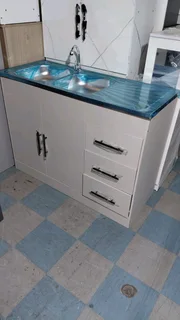 Kitchen sink & cupboard