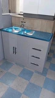 Kitchen sink & cupboard
