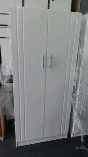 2-door wardrobes