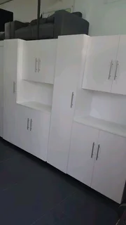 Kitchen cupboard set