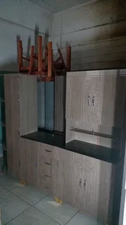 Kitchen cupboard set
